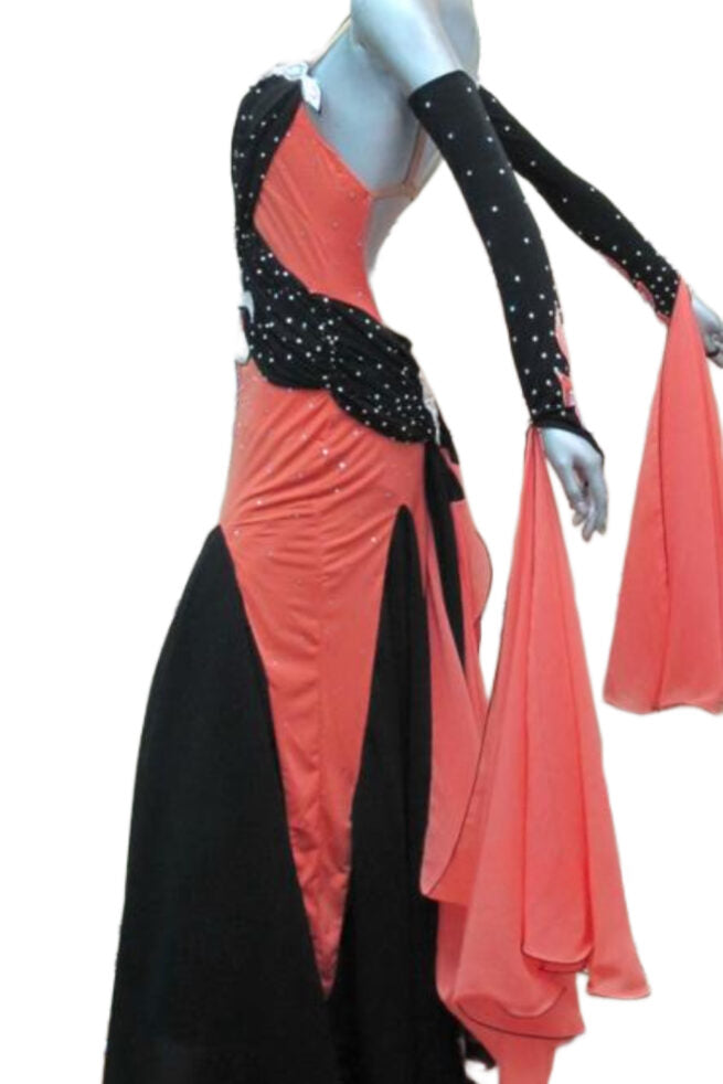 Load image into Gallery viewer, Standard Ballroom Competition Dress (B01A)
