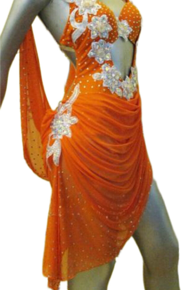 Load image into Gallery viewer, Latin Dance Competition Dress (LS0109A)
