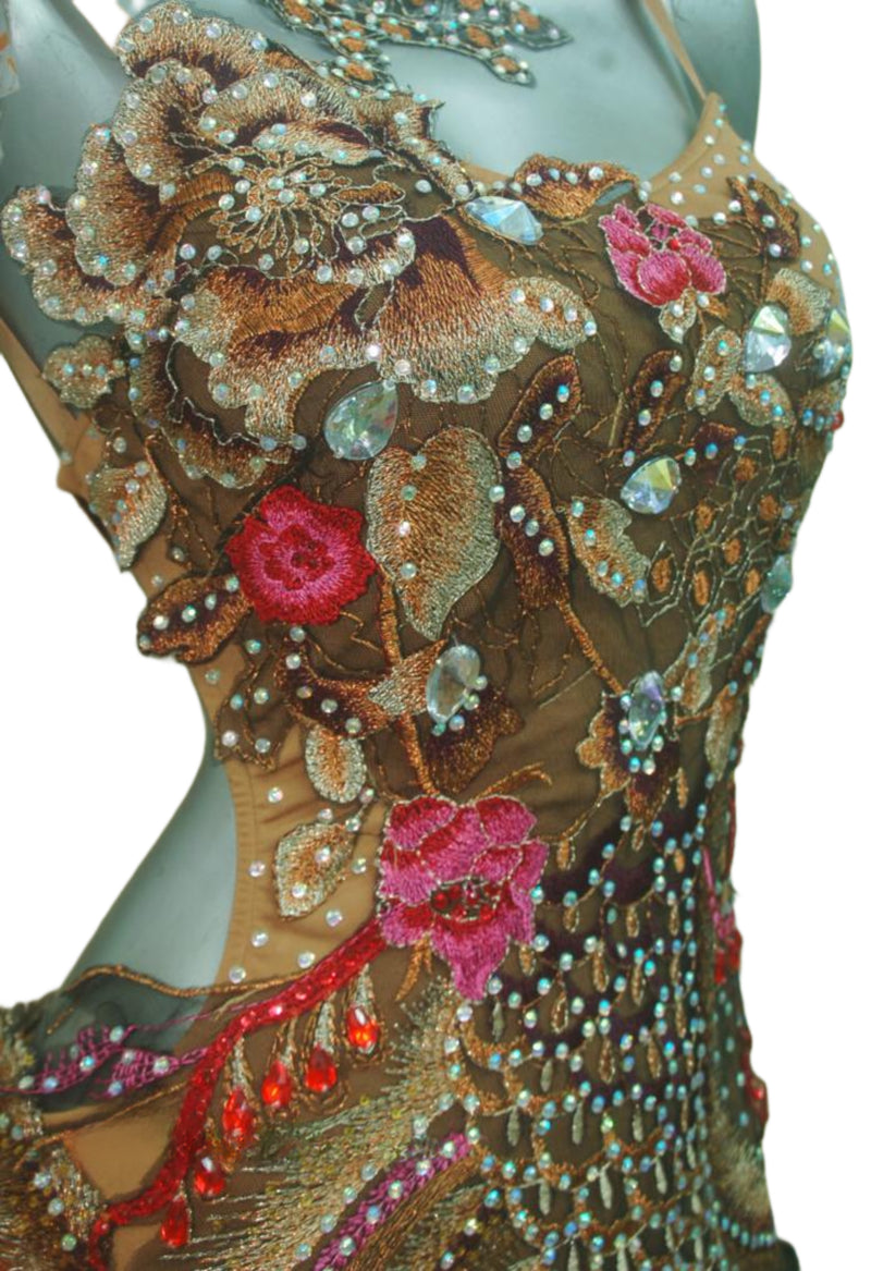 Load image into Gallery viewer, Latin Dance Competition Dress (LS011)
