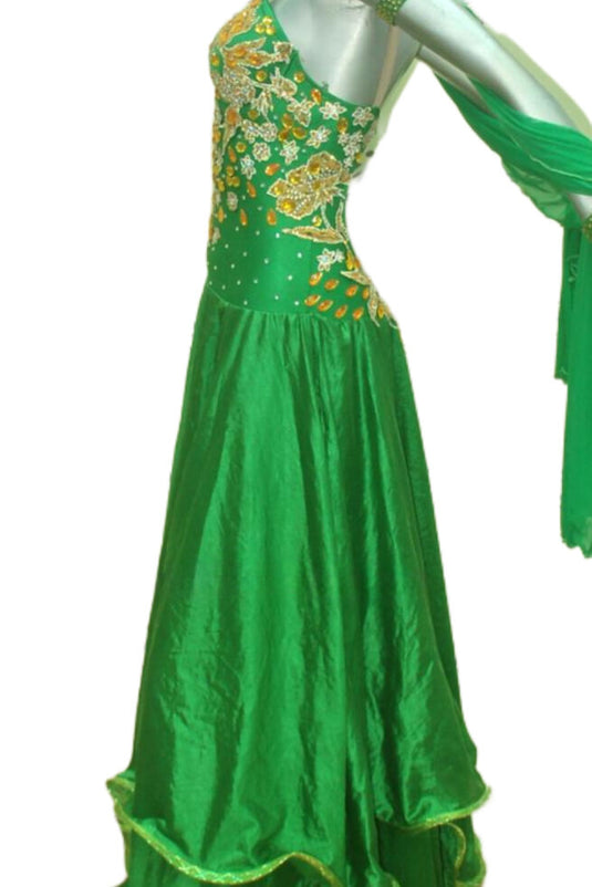 Standard Ballroom Competition Dress (B0106)