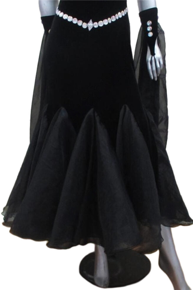 Load image into Gallery viewer, Standard Ballroom Competition Dress (B0102)
