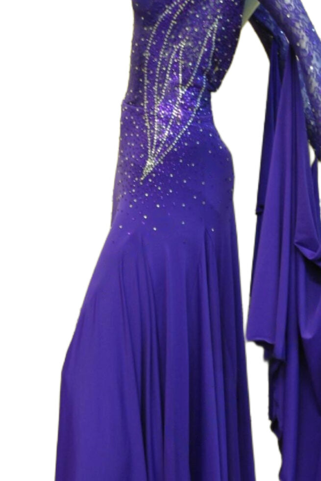 Load image into Gallery viewer, Standard Ballroom Competition Dress (B082)
