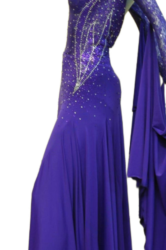 Standard Ballroom Competition Dress (B082)