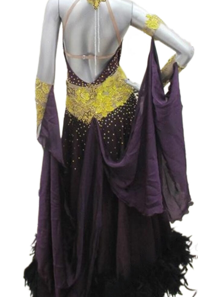 Load image into Gallery viewer, Standard Ballroom Competition Dress (B0203)
