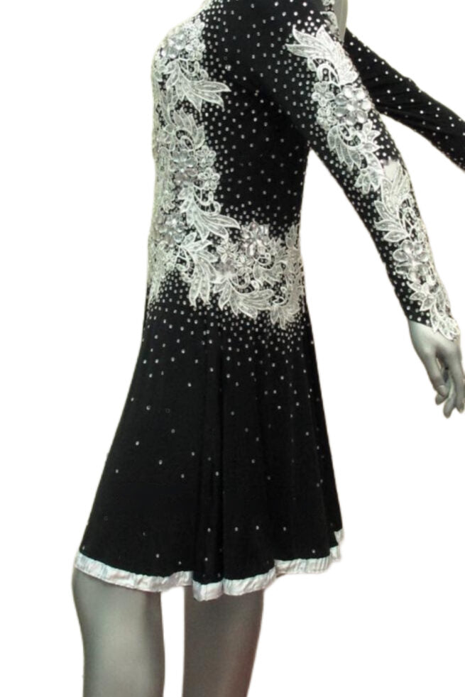 Load image into Gallery viewer, Latin Dance Competition Dress (LT0152A)
