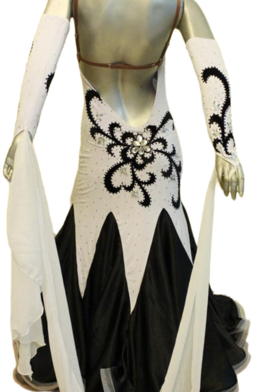 Standard Ballroom Competition Dress (B032)