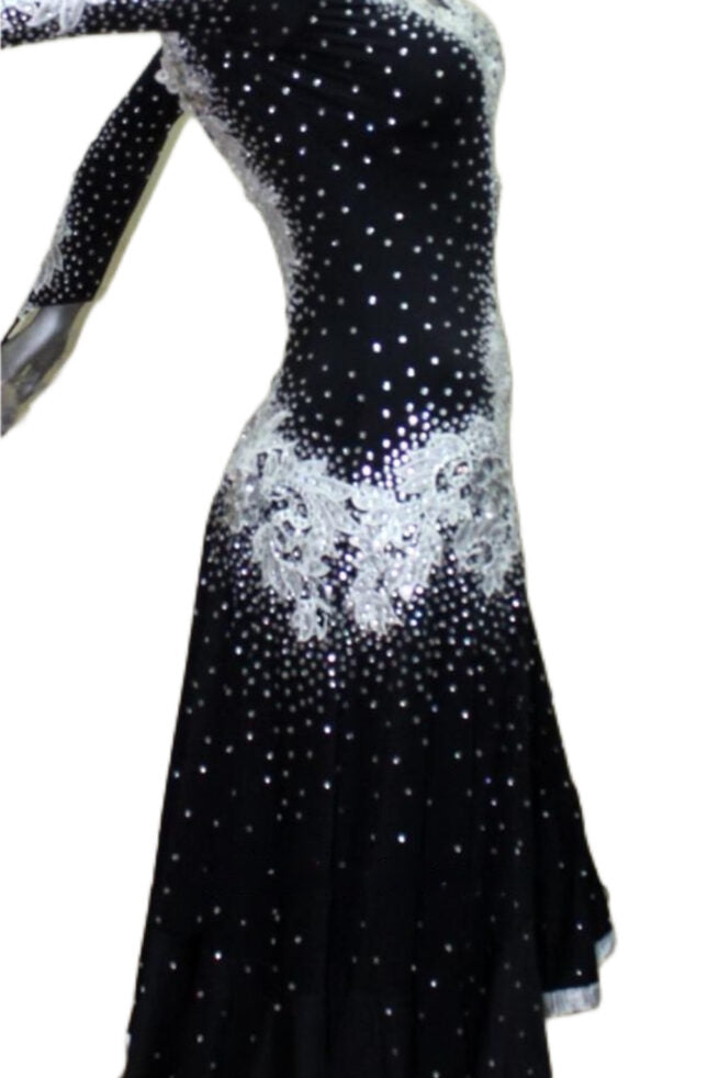 Load image into Gallery viewer, Latin Dance Competition Dress (LT0152A)
