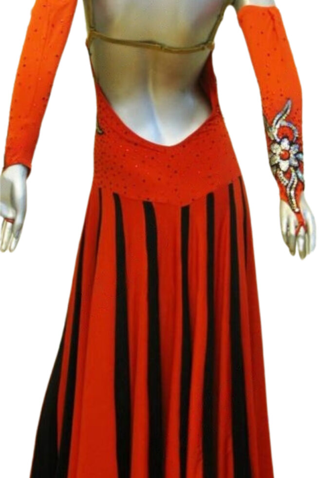 Load image into Gallery viewer, Standard Ballroom Competition Dress (B078)
