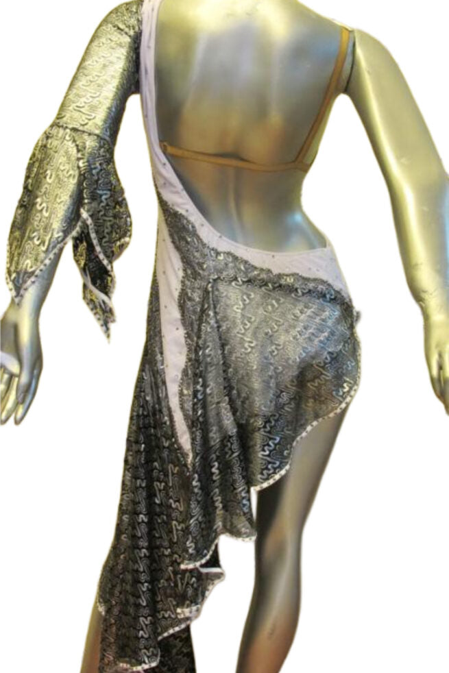 Load image into Gallery viewer, Latin Dance Competition Dress (LT043)
